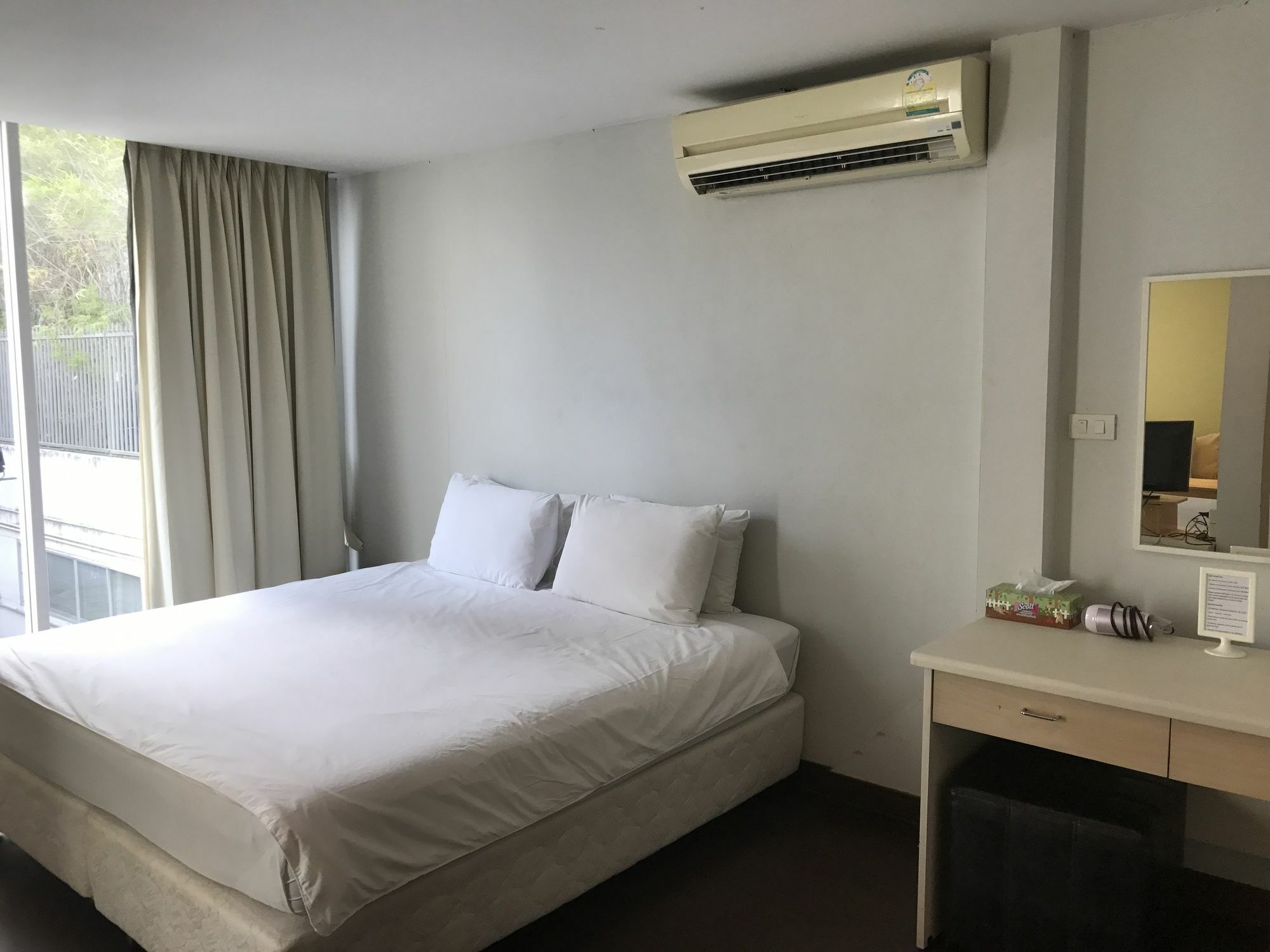 Urban House 3* 曼谷